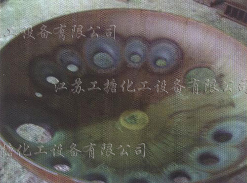 江苏工搪化工设备- 管口冲孔